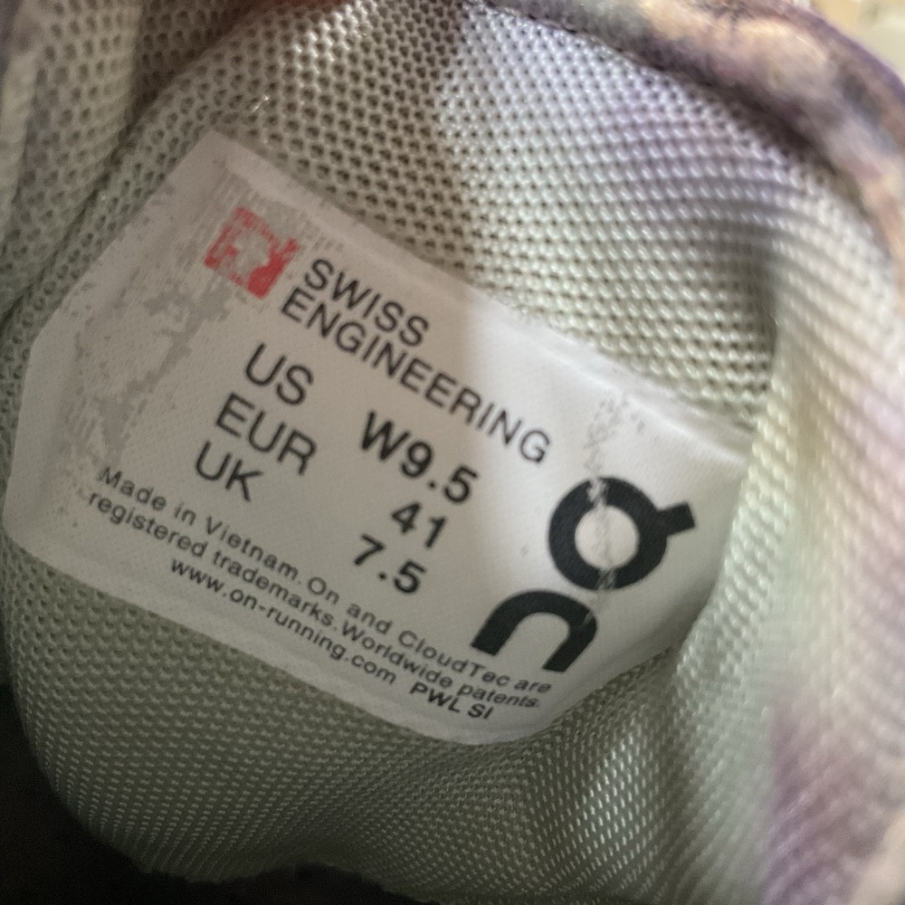 ON Women's Cloud X Running Sneaker Shoes, Lavender/Ice, 9.5 Medium US *READ* - Picture 8 of 10